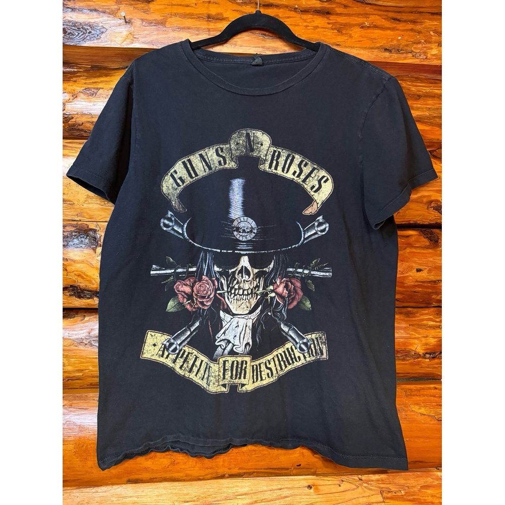 Guns N Roses Black T-shirt‎ Size Large